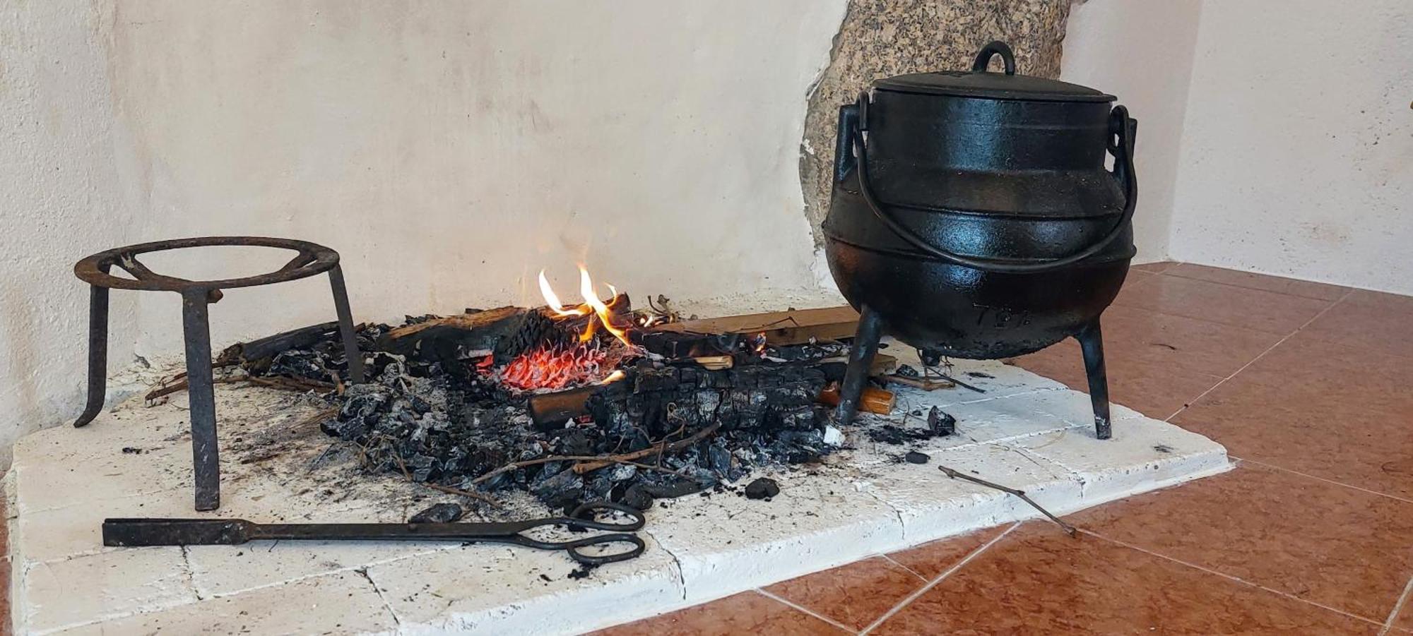Apartament A Casa Da Rapariga De Cabelo Azul Manteigas Zewnętrze zdjęcie