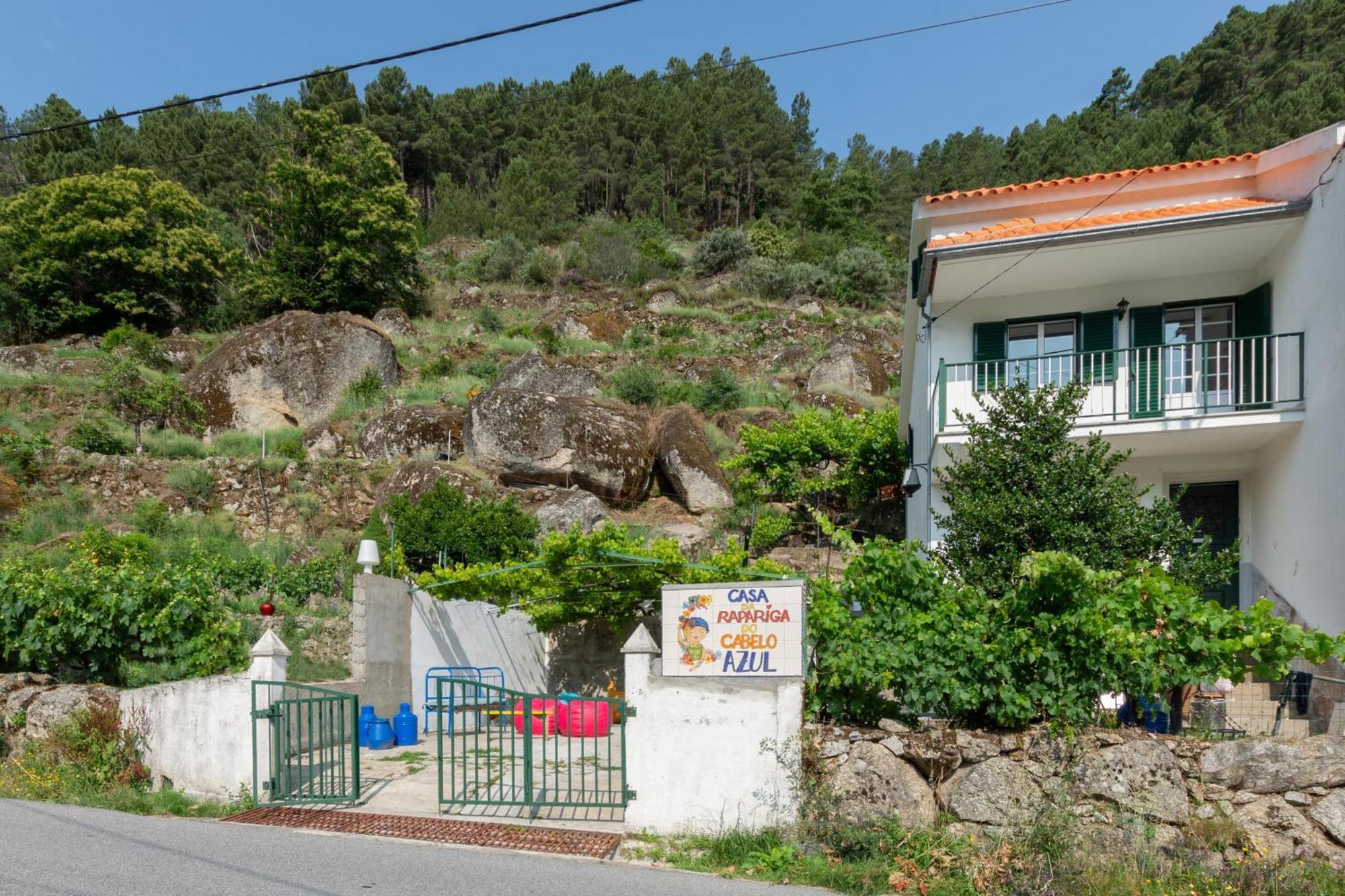 Apartament A Casa Da Rapariga De Cabelo Azul Manteigas Zewnętrze zdjęcie